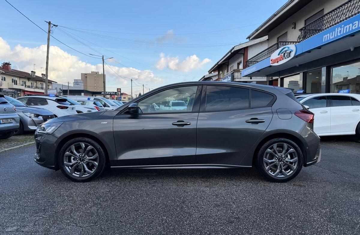 FORD Focus 1.0 EcoBoost MHEV ST-Line