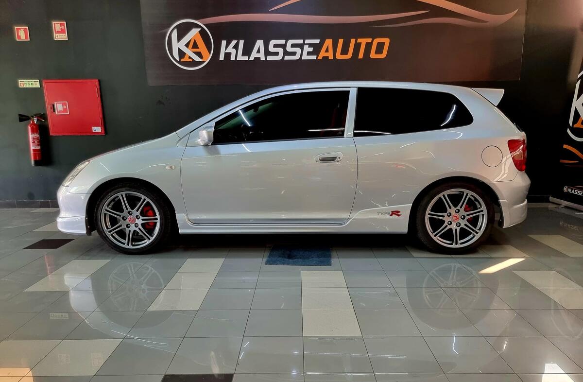 HONDA Civic 2.0 Type-R 30th