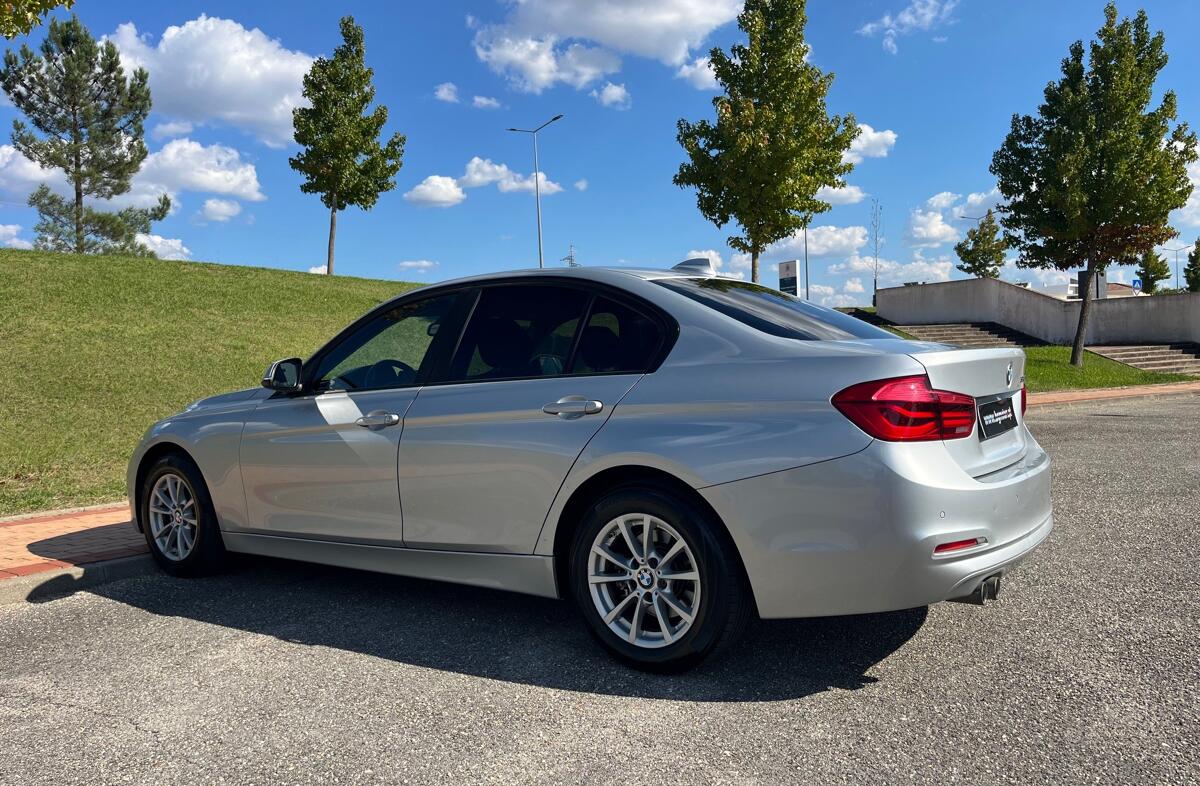 BMW Serie-3 320 d Advantage Auto