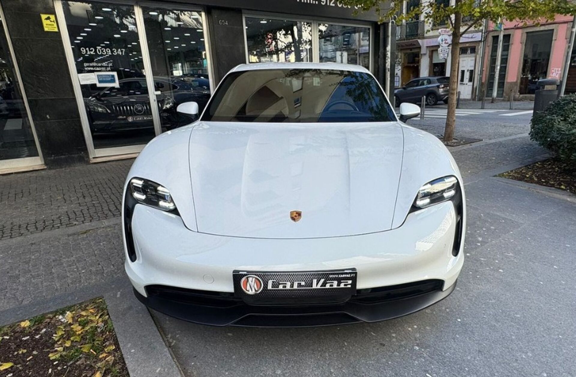 PORSCHE Taycan Taycan