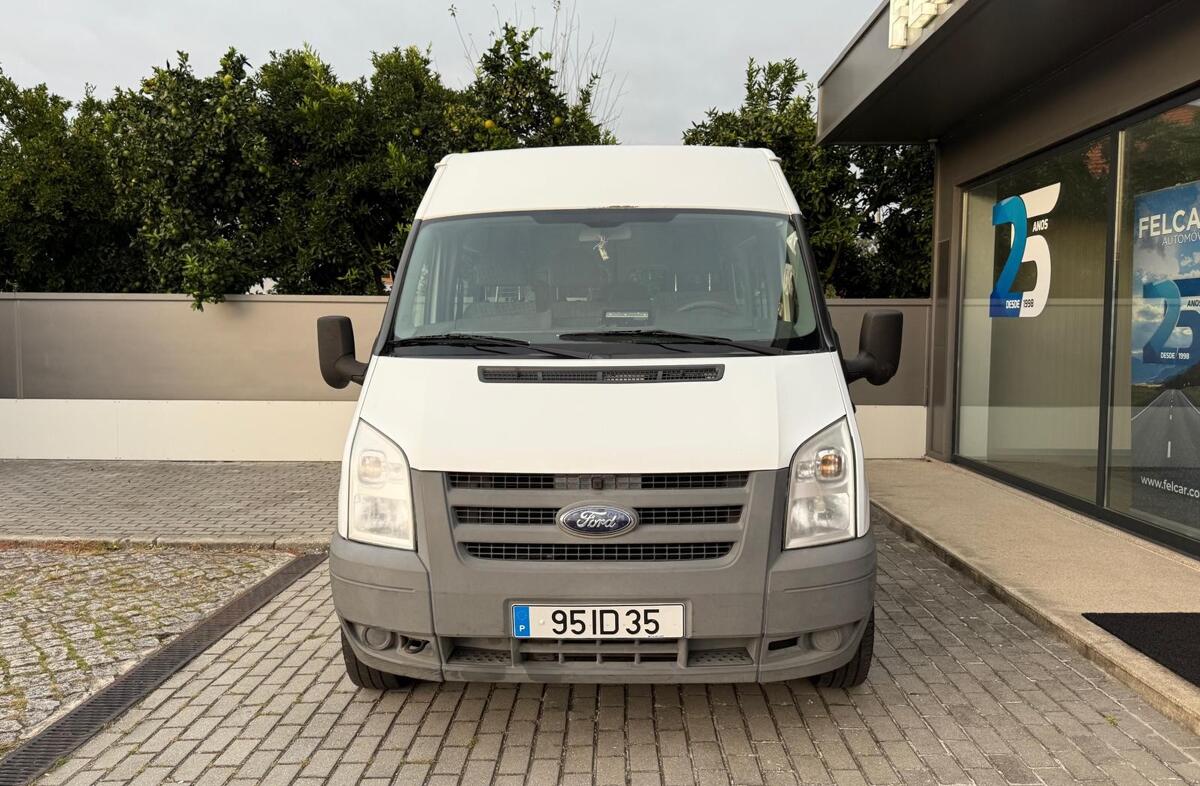 FORD Transit 330M 2.2 TDCi Trend Antepara Média-T.Médio