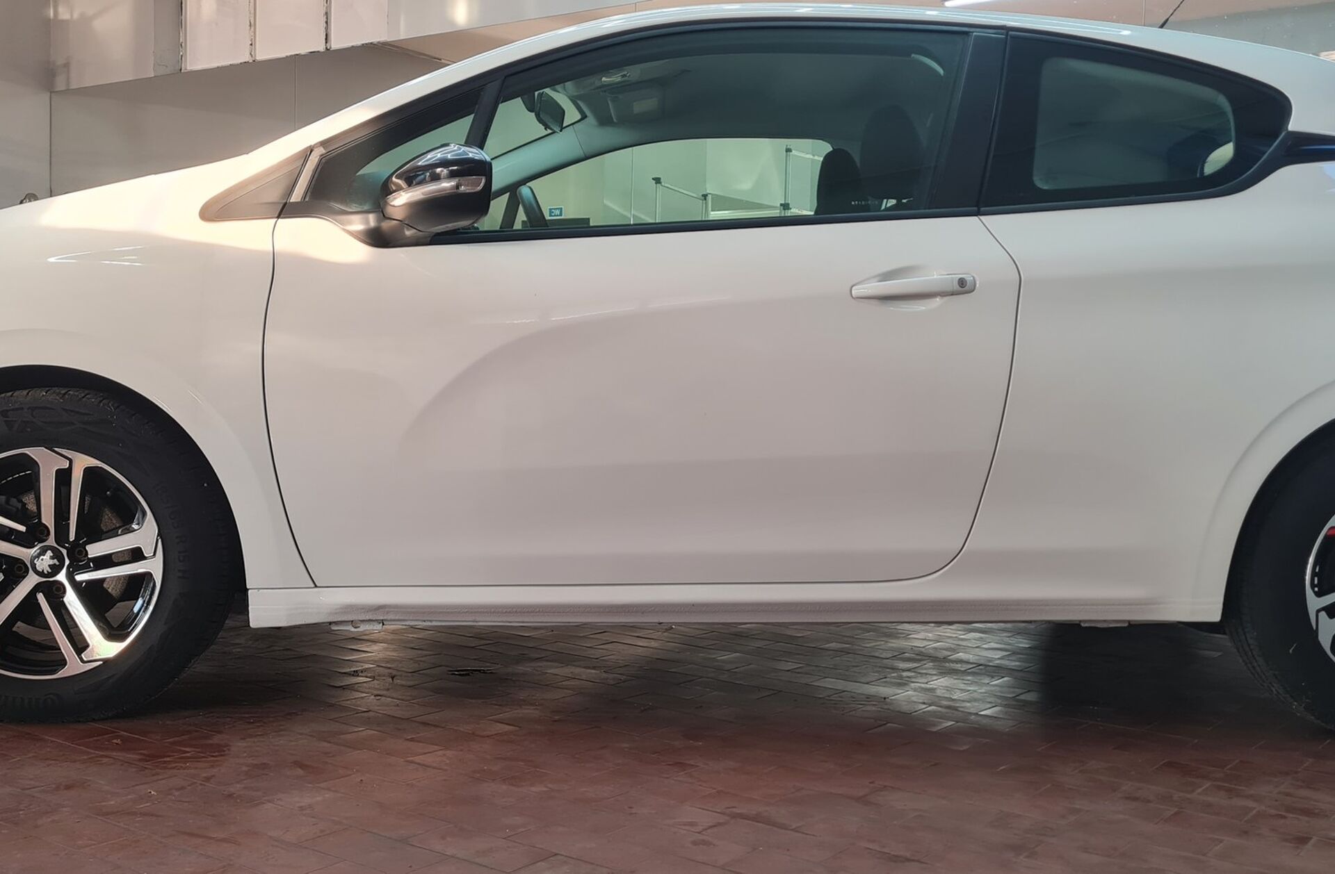 PEUGEOT 208 1.2 PureTech Active