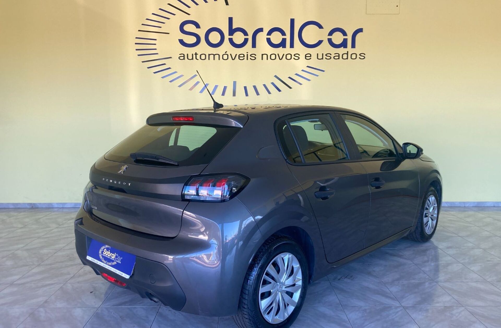 PEUGEOT 208 1.2 PureTech Like