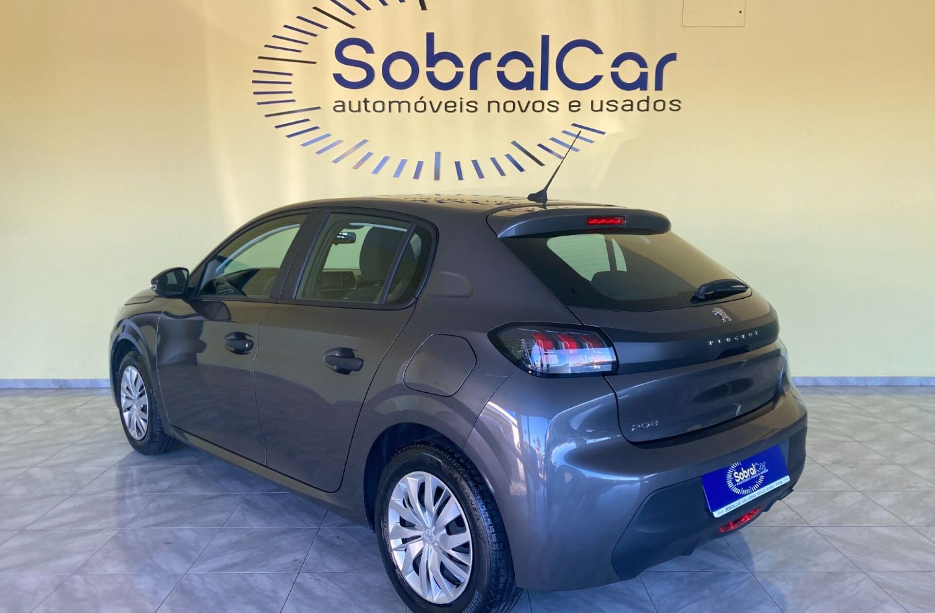 PEUGEOT 208 1.2 PureTech Like