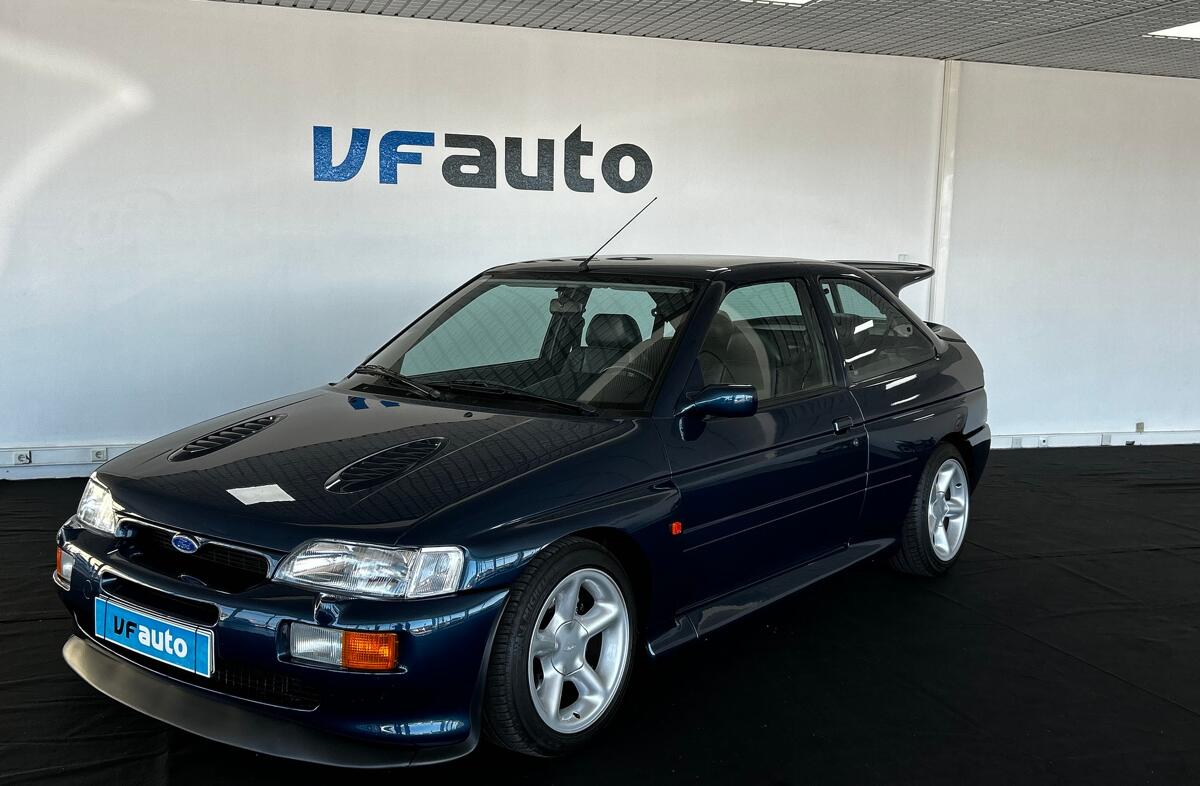FORD Escort 2.0i RS Cosworth