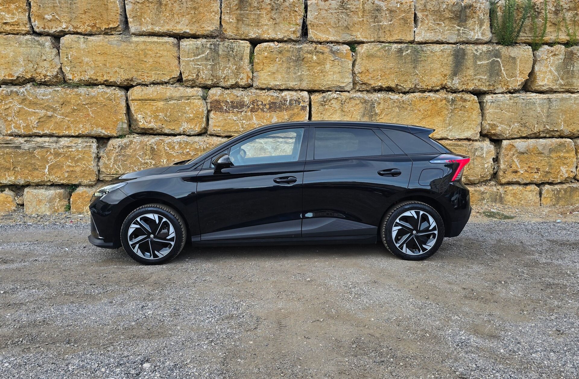 MG MG4 64 kWh Luxury