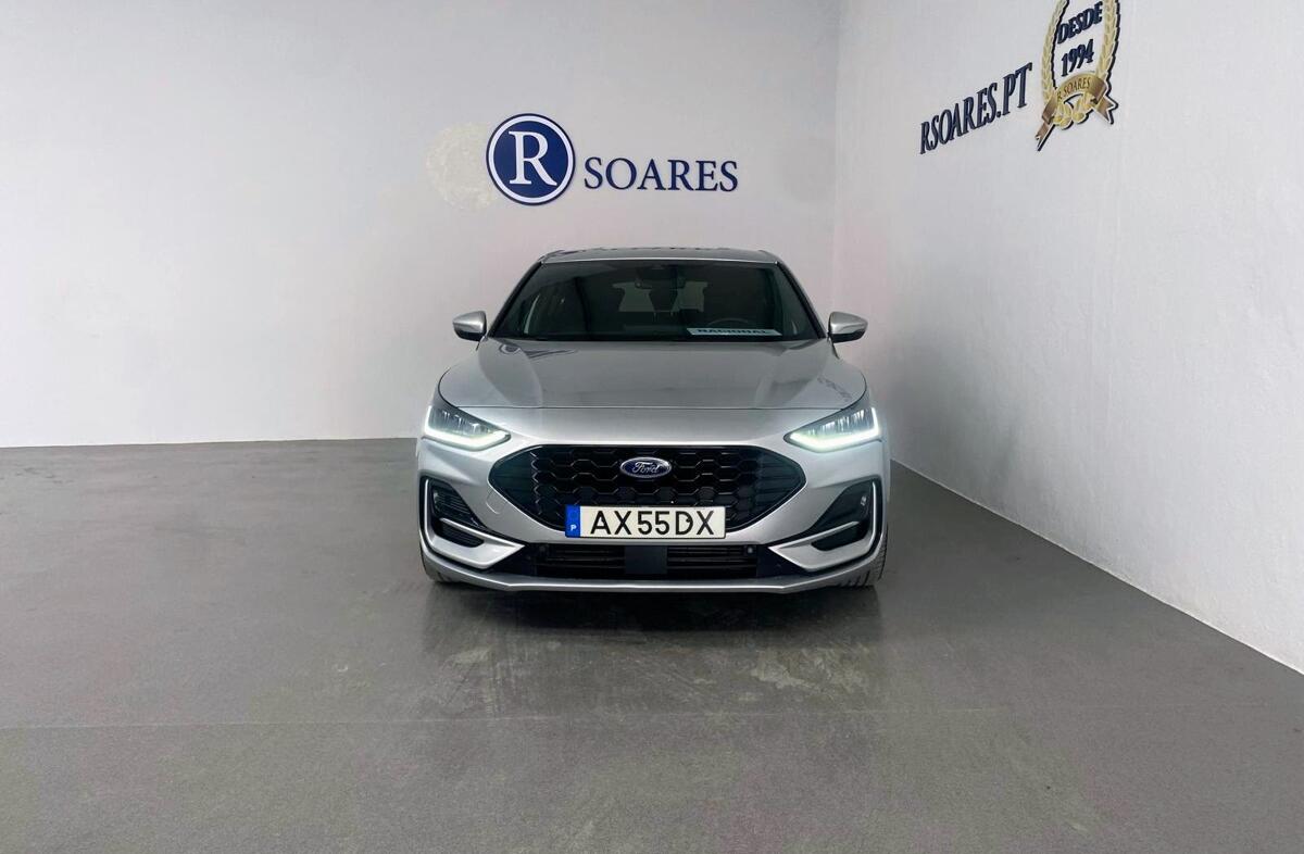 FORD Focus 1.0 EcoBoost MHEV ST-Line