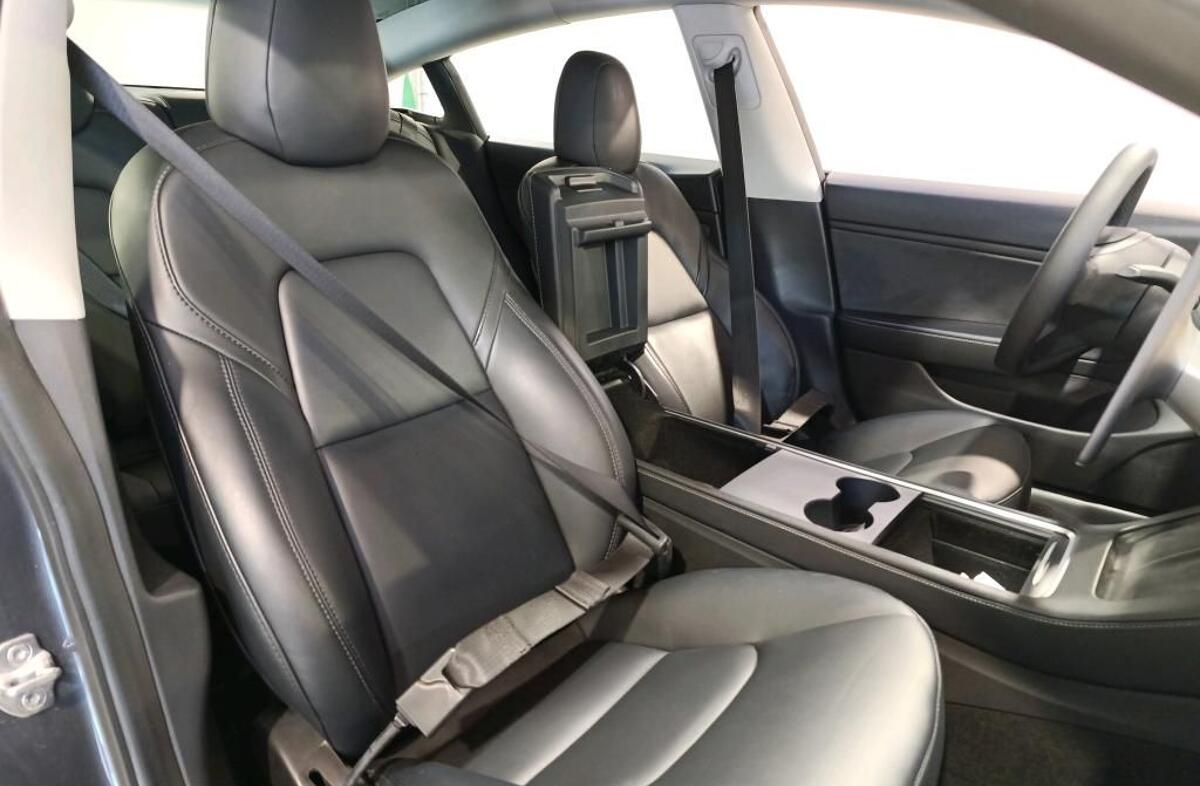 TESLA Model 3 Performance Dual Motor AWD