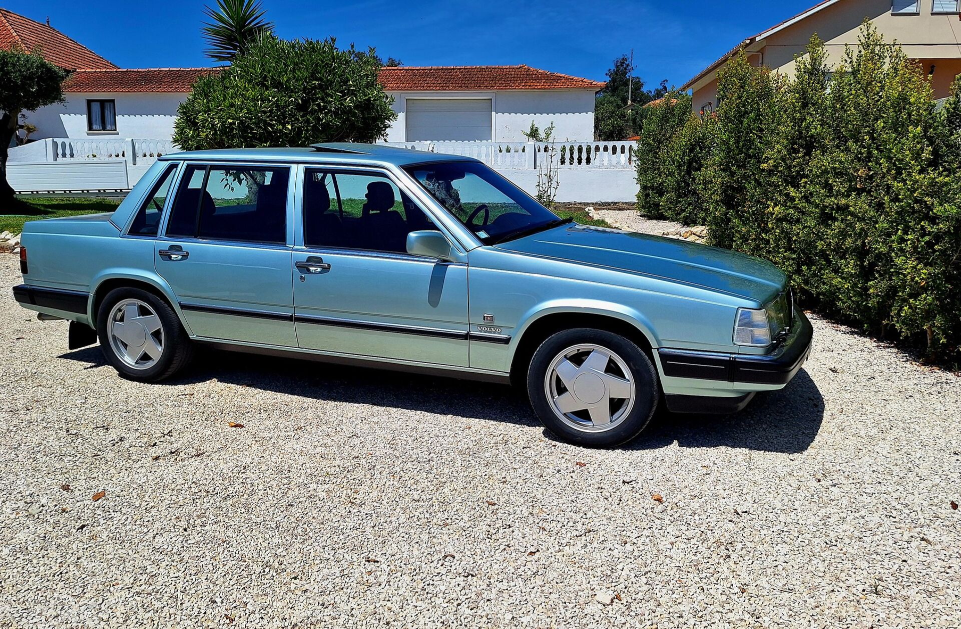 VOLVO 760 GLE