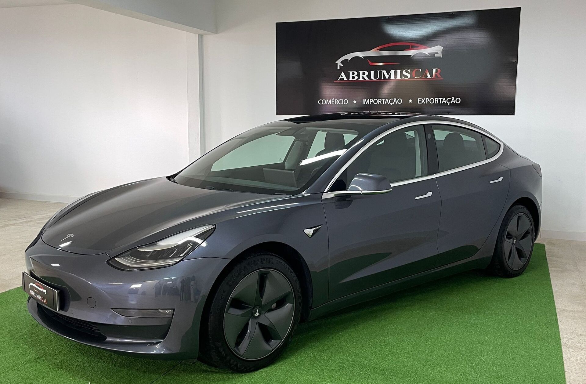 TESLA Model 3 Long-Range Dual Motor AWD