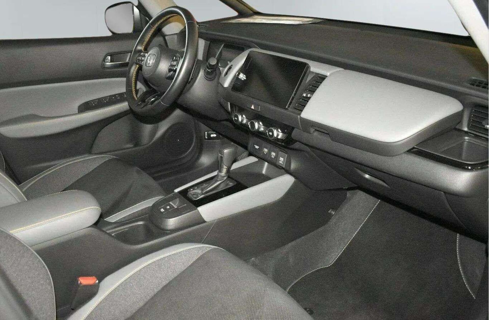 HONDA Jazz 1.5 i-MMD Advance