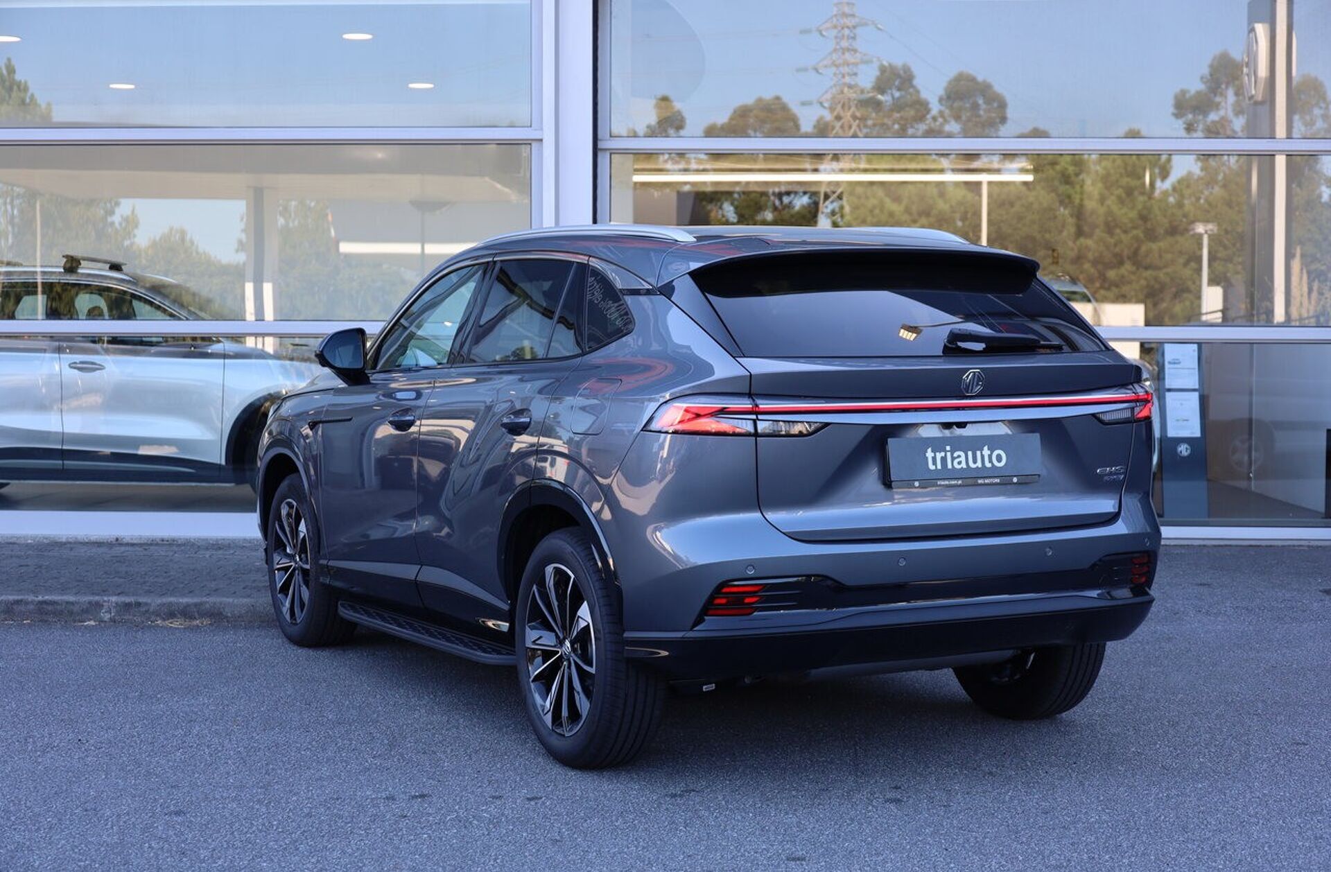 MG EHS 1.5 T-GDI Plug-in Hybrid Luxury