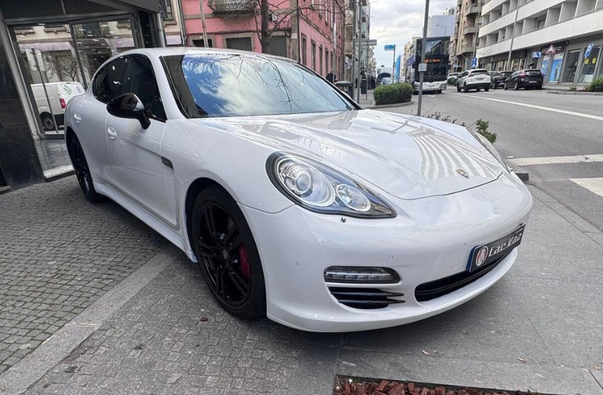 PORSCHE Panamera Panamera