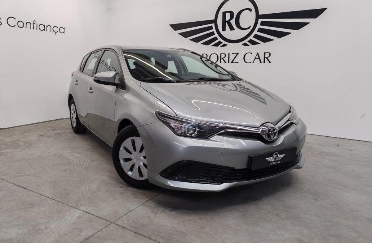TOYOTA Auris 1.4 D-4D Comfort