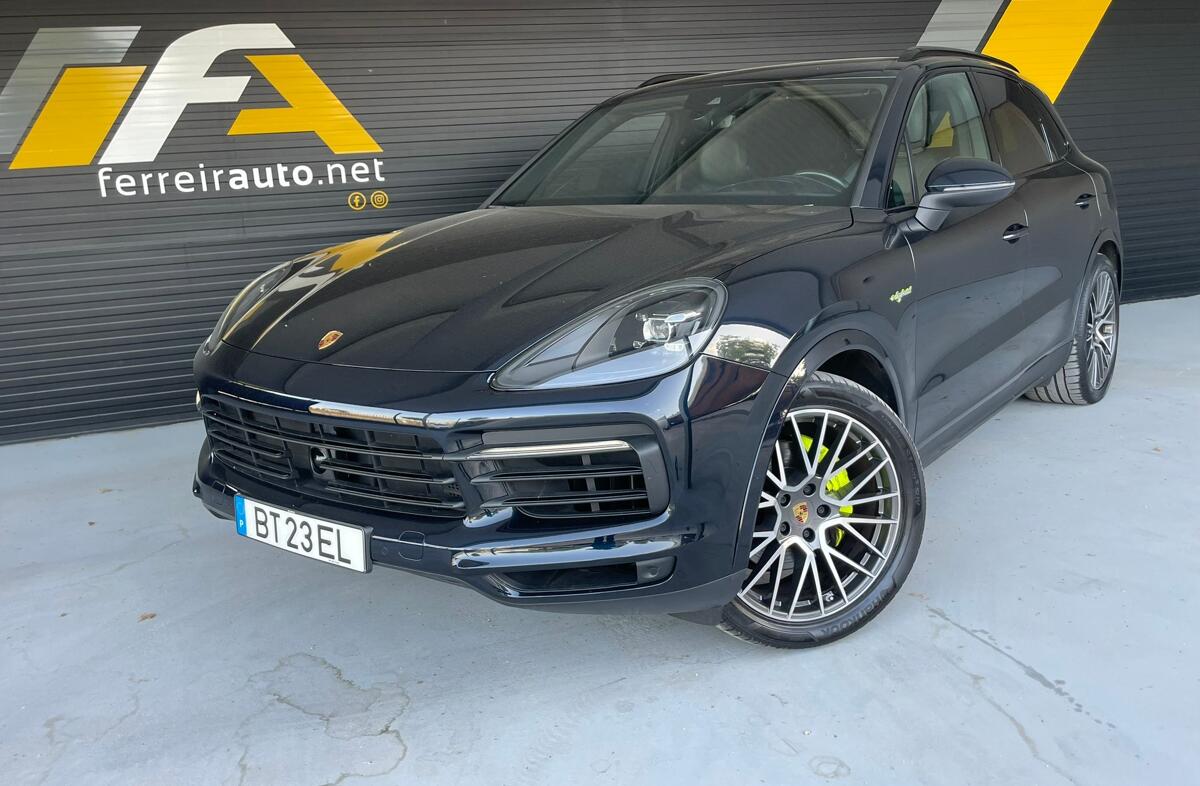 PORSCHE Cayenne E-Hybrid