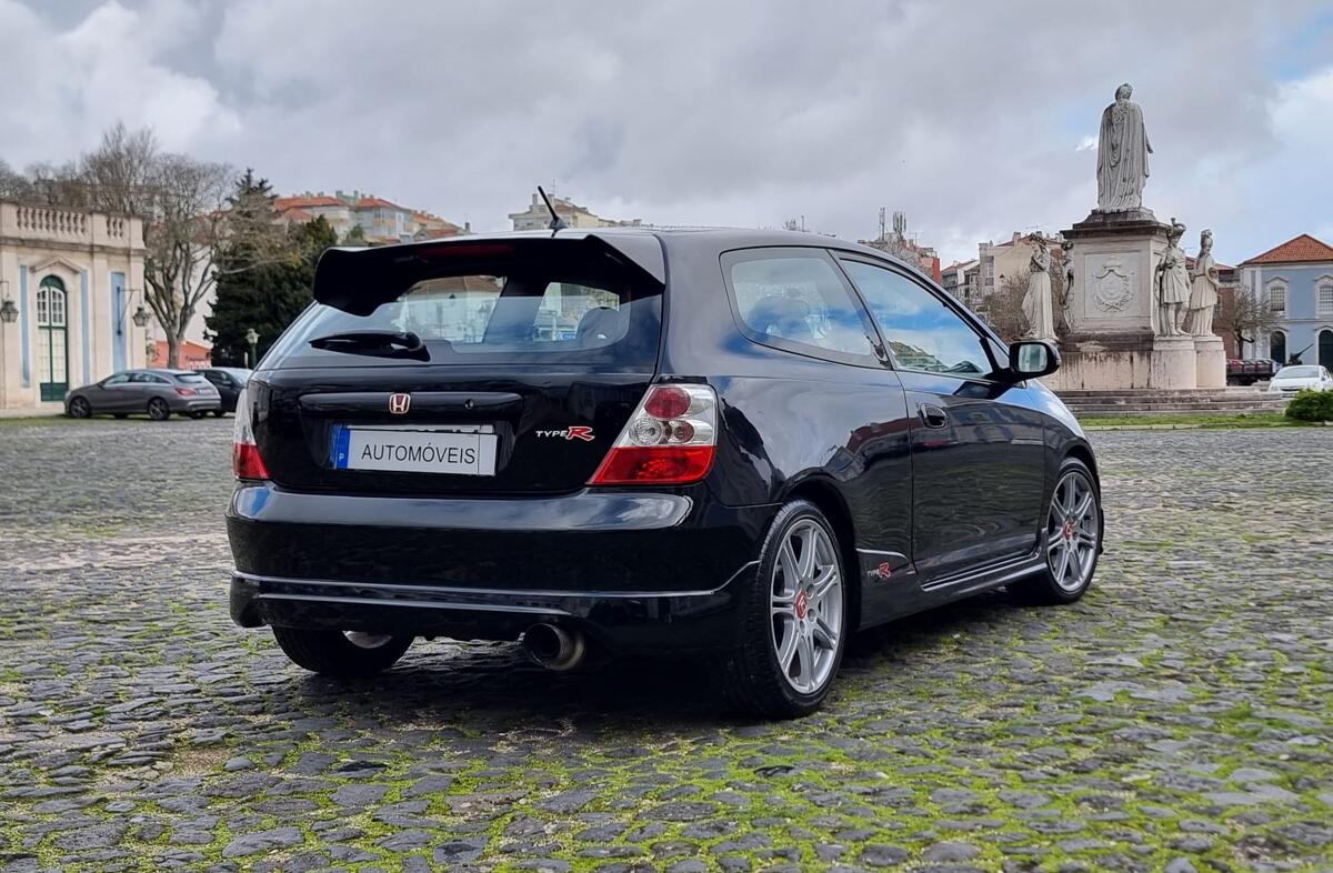 HONDA Civic 2.0 Type-R