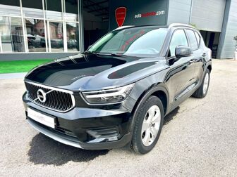 VOLVO XC40 2.0 D3 Momentum