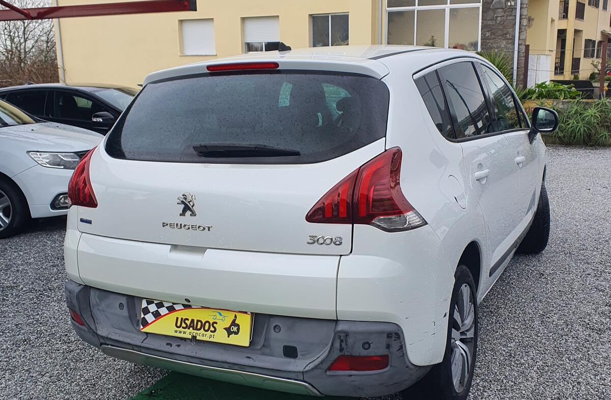 PEUGEOT 3008 1.6 BlueHDi Allure