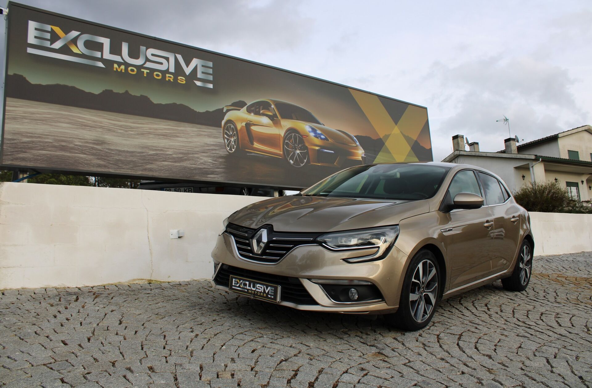 RENAULT Mégane 1.5 dCi Bose Edition J18