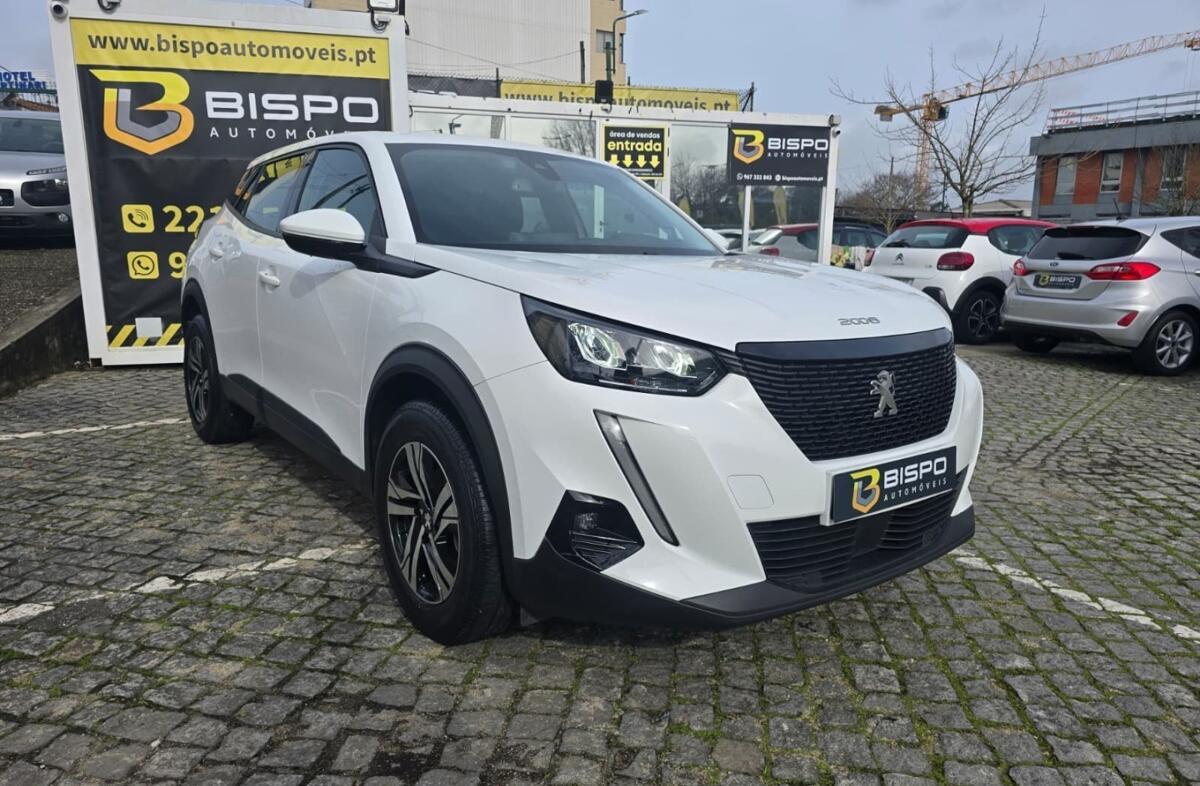 PEUGEOT 2008 1.2 PureTech Active