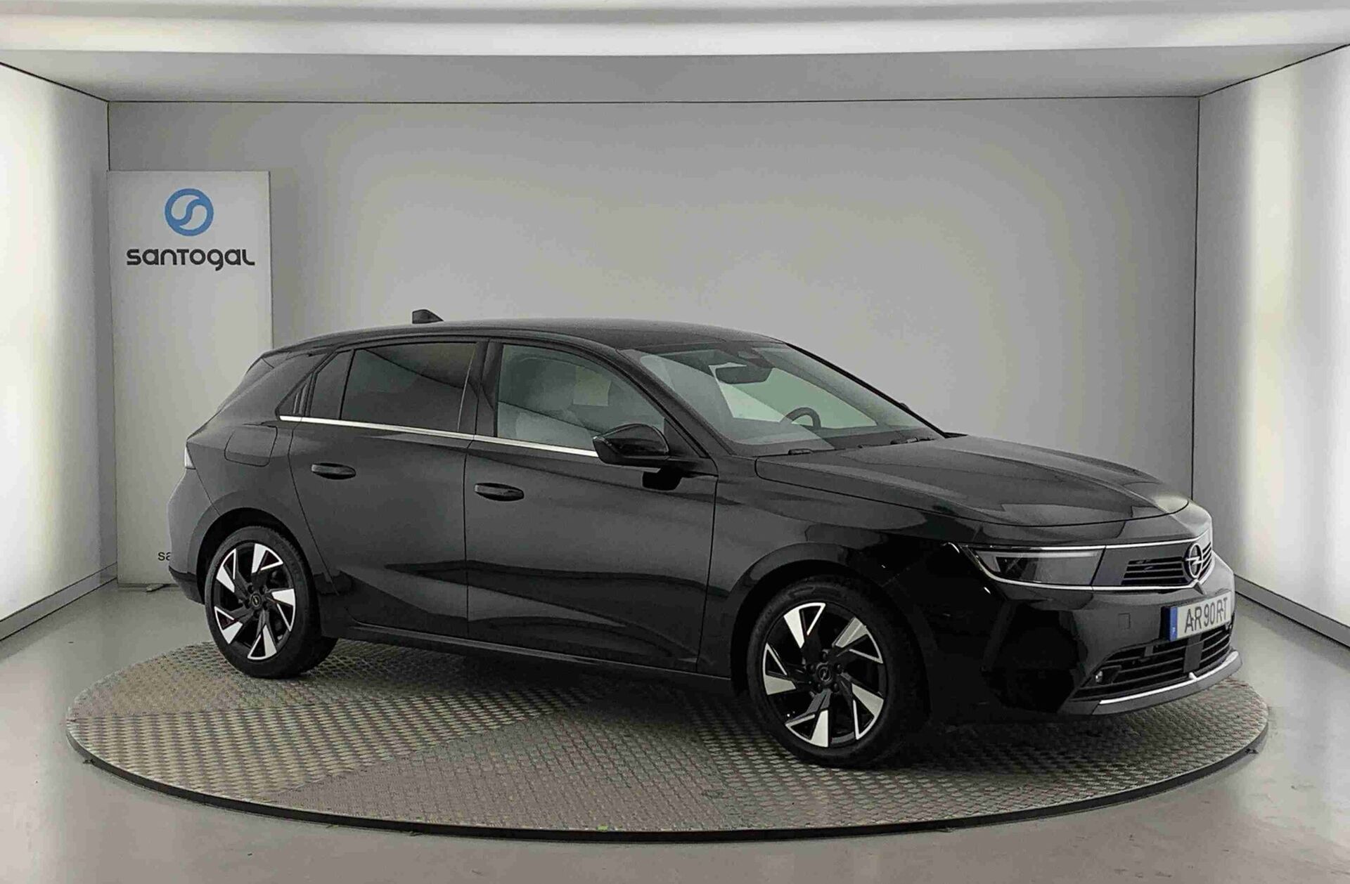 OPEL Astra 1.2 T Elegance