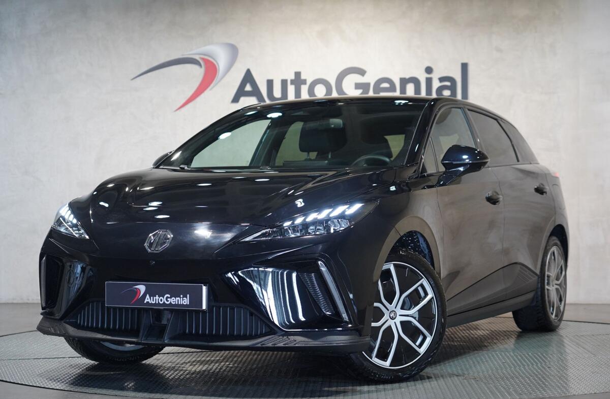 MG MG4 64 kWh Luxury