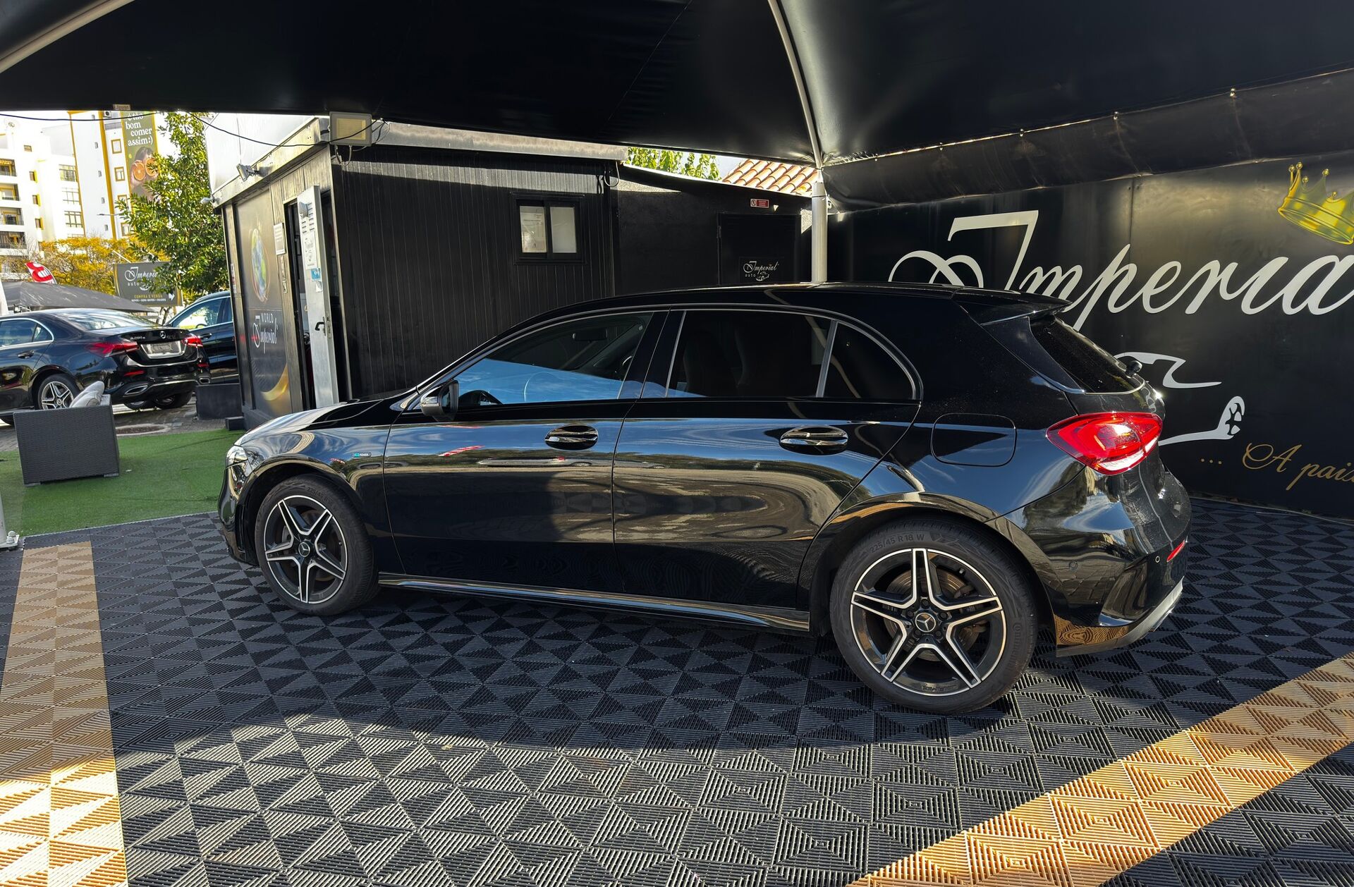 MERCEDES Classe A A 250 e AMG Line