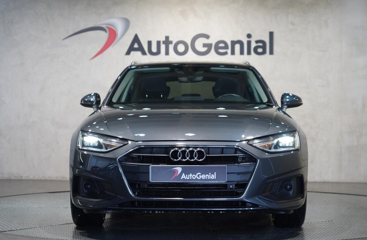 AUDI A4 30 TDI S tronic