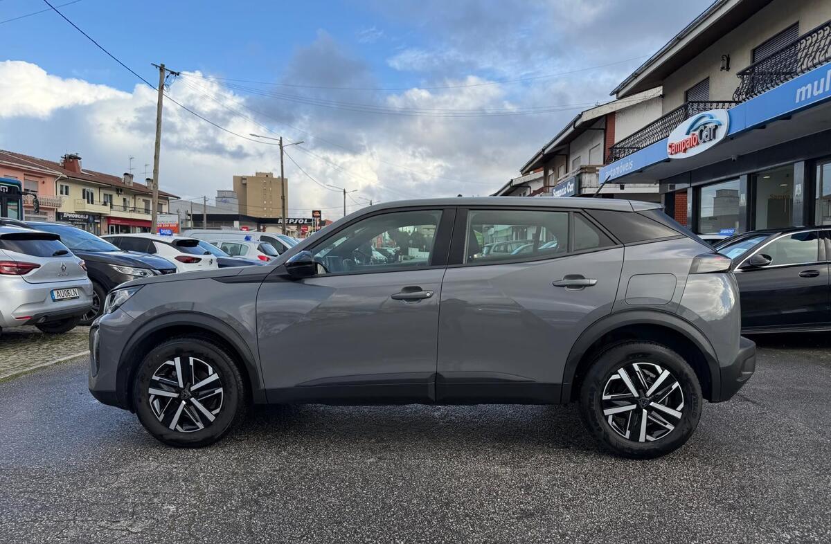 PEUGEOT 2008 1.2 PureTech GT