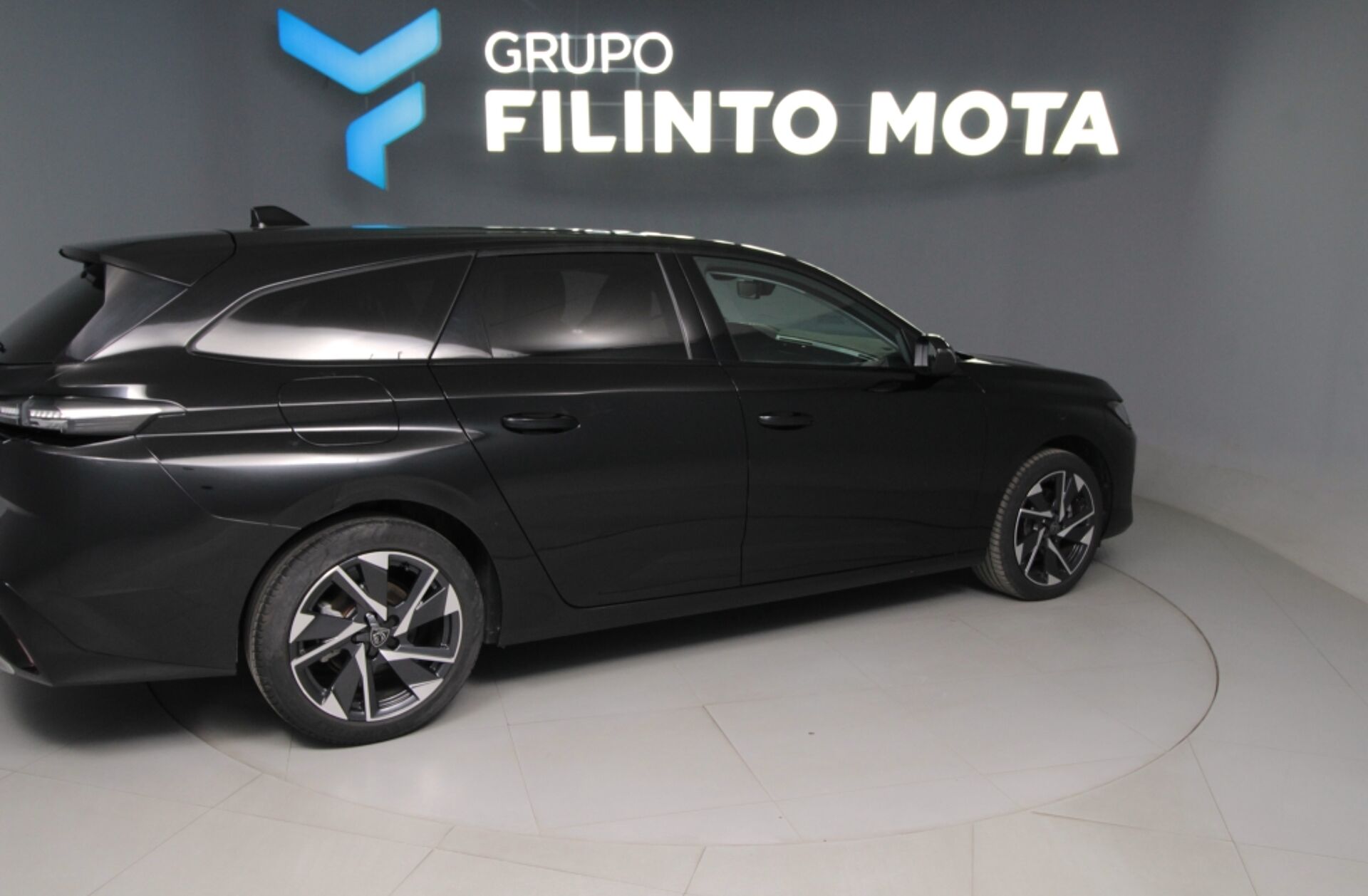 PEUGEOT 308 SW 1.2 PureTech Allure EAT8