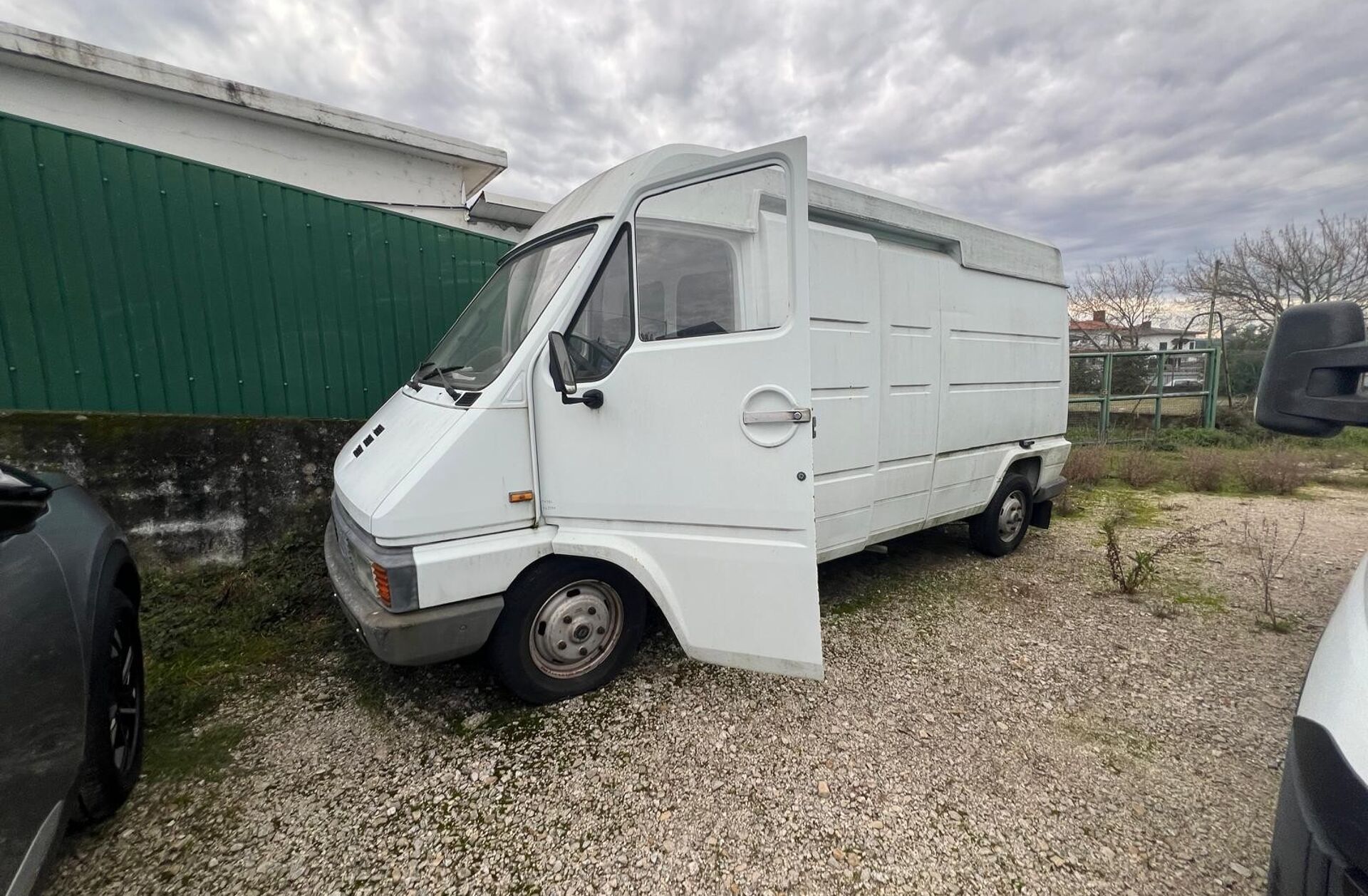 RENAULT Trafic 2.1 D T5 B3