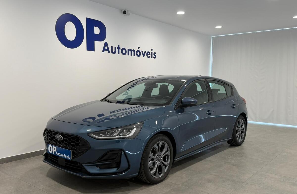 FORD Focus 1.0 EcoBoost MHEV ST-Line