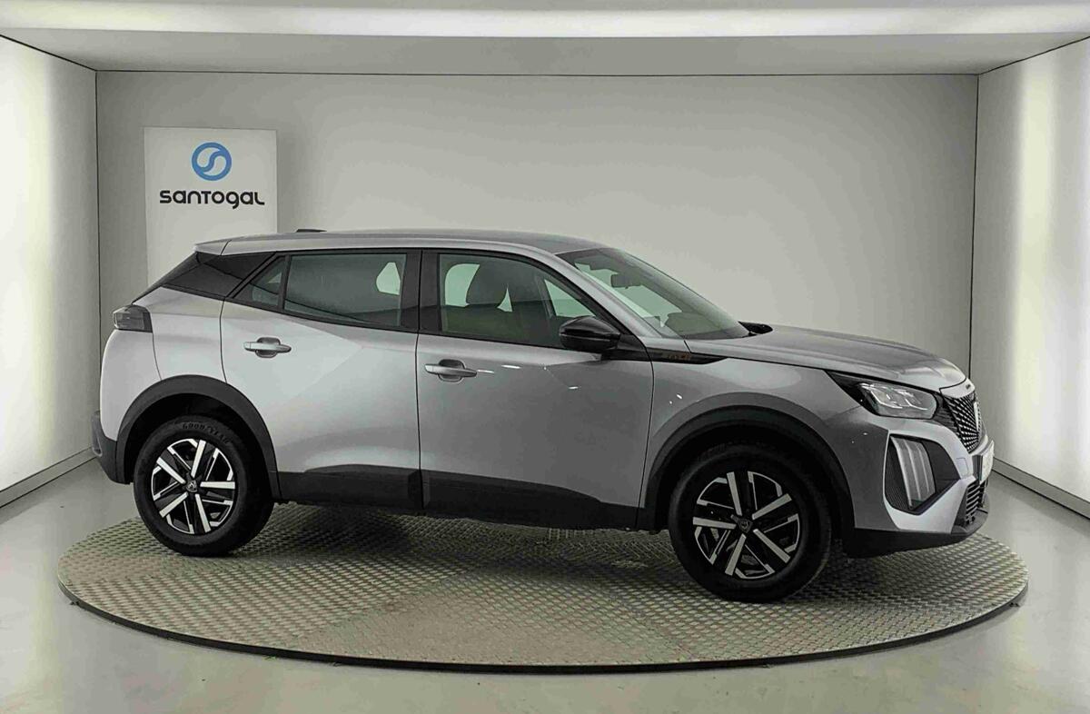 PEUGEOT 2008 1.2 PureTech Style