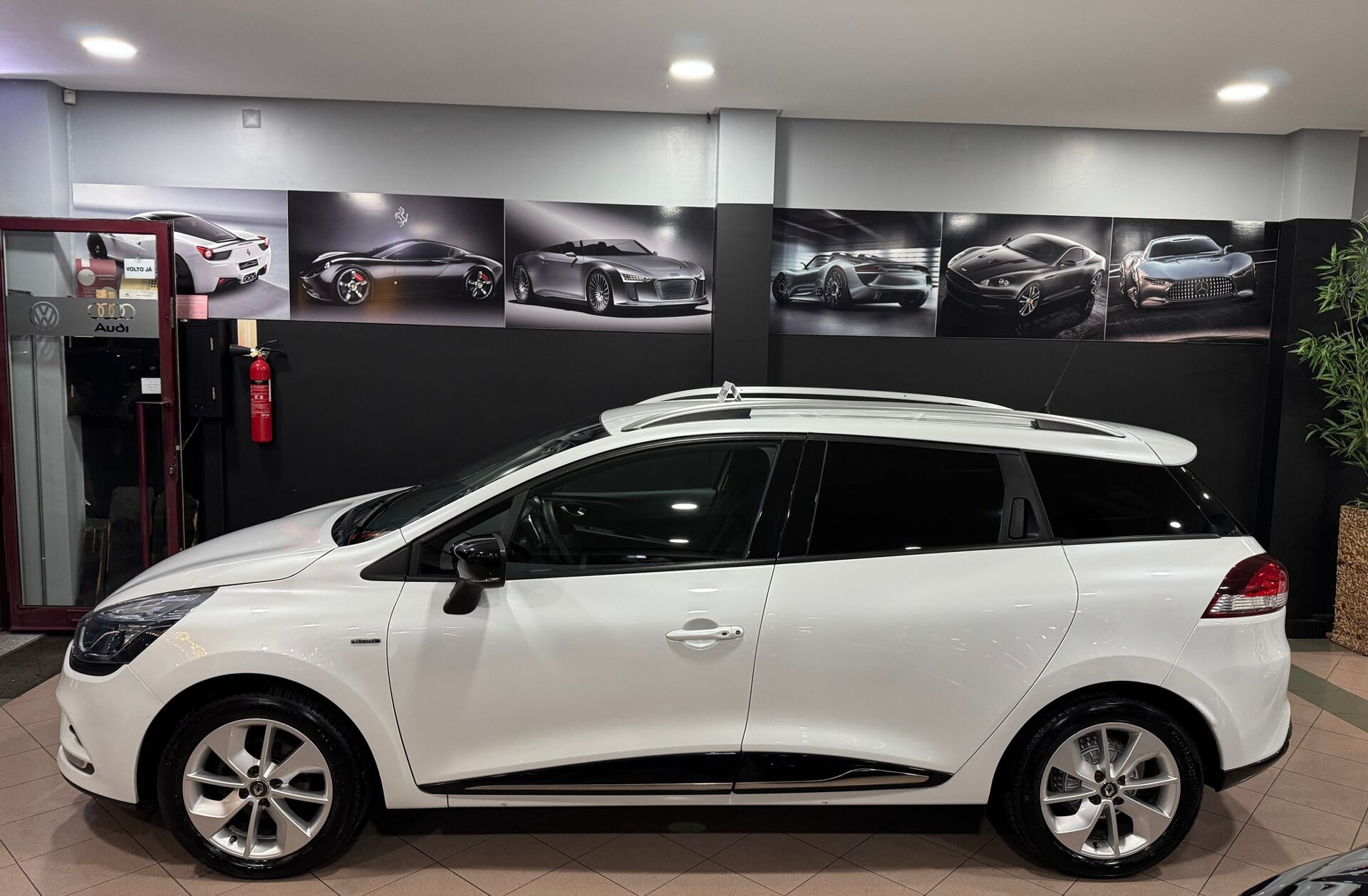 RENAULT Clio 0.9 TCe Limited Edition