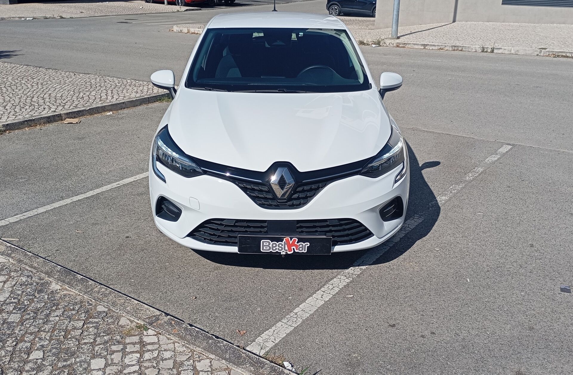 RENAULT Clio 1.0 TCe Limited Bi-Fuel
