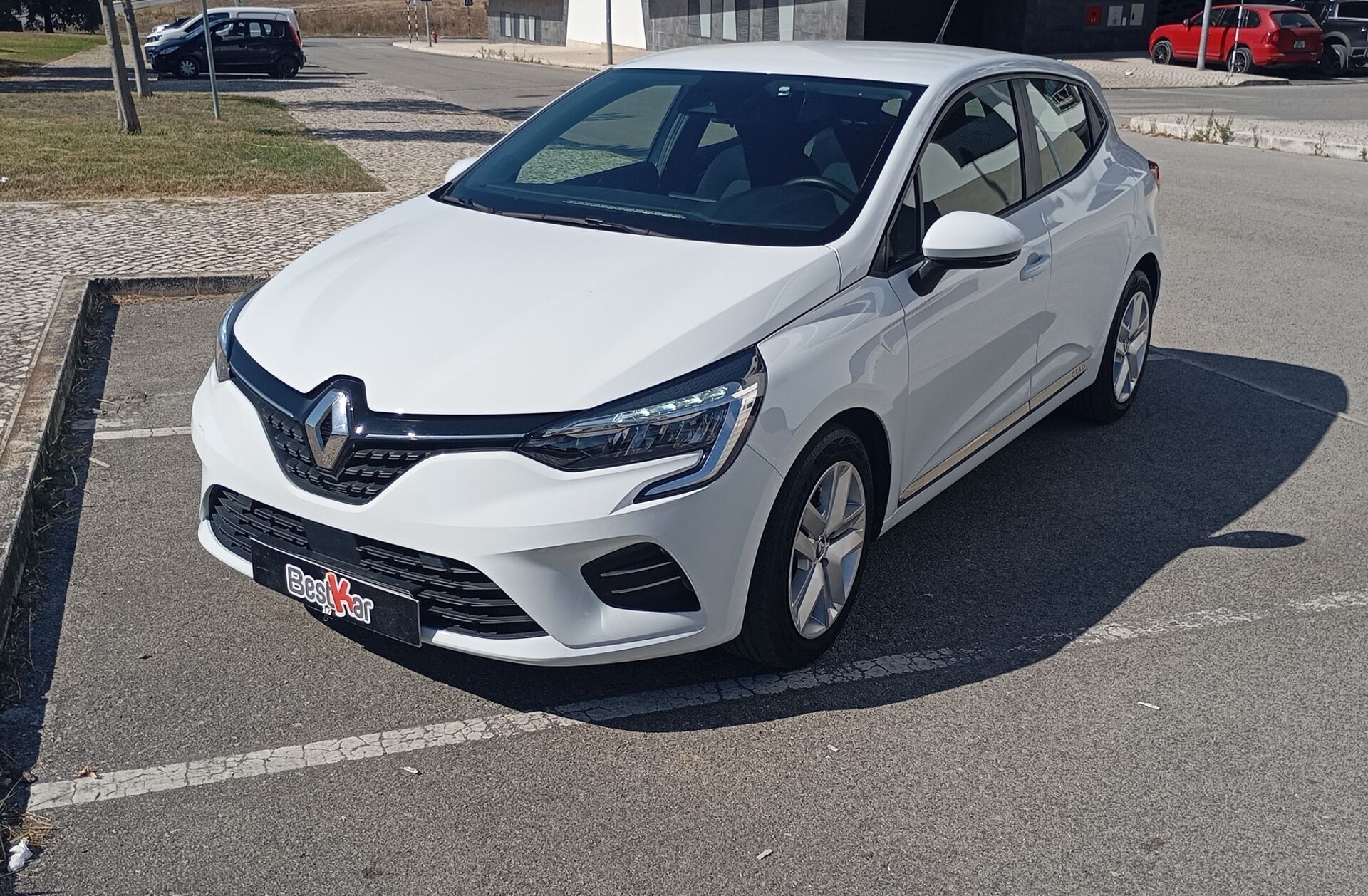 RENAULT Clio 1.0 TCe Limited Bi-Fuel