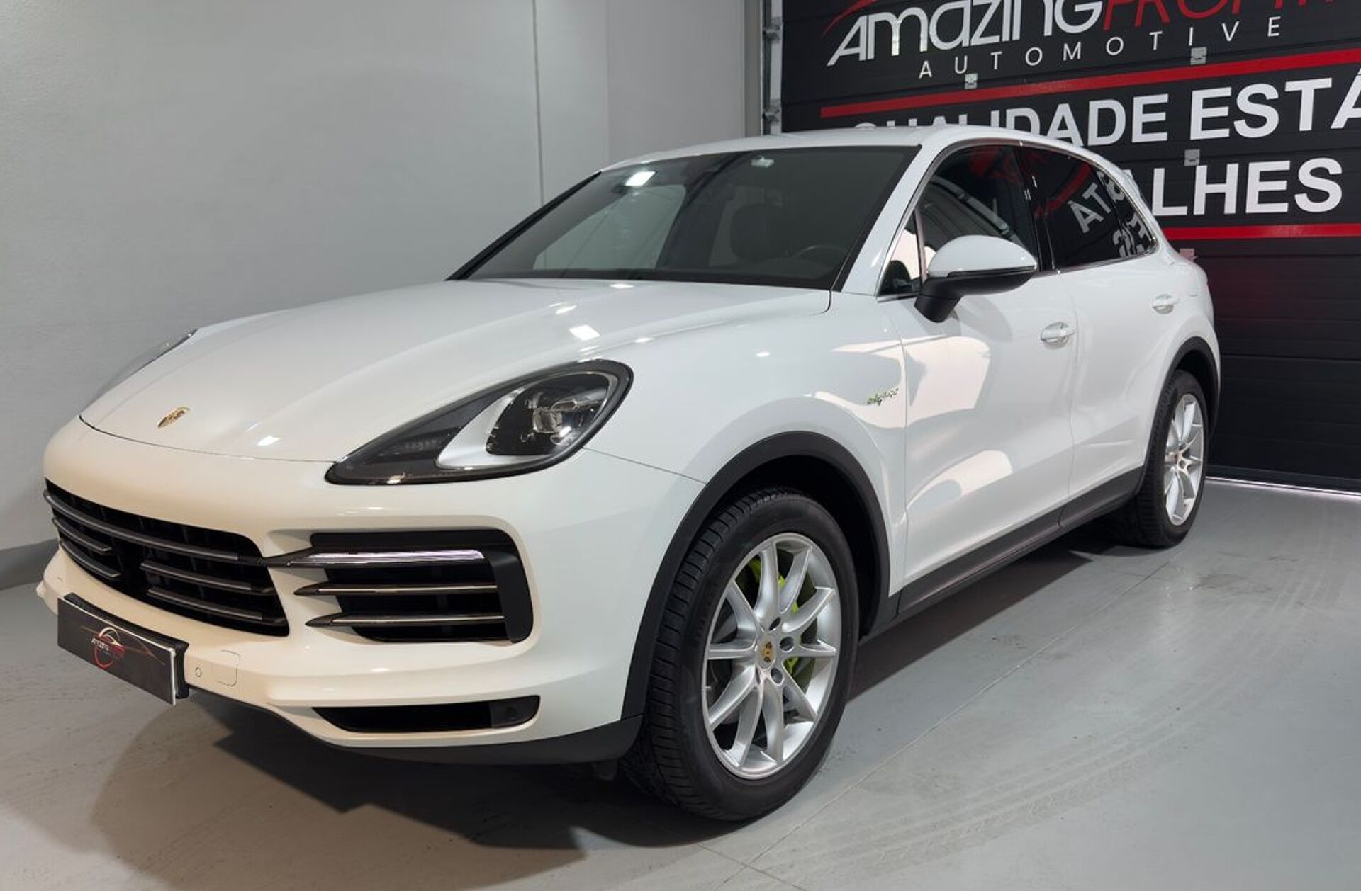 PORSCHE Cayenne E-Hybrid