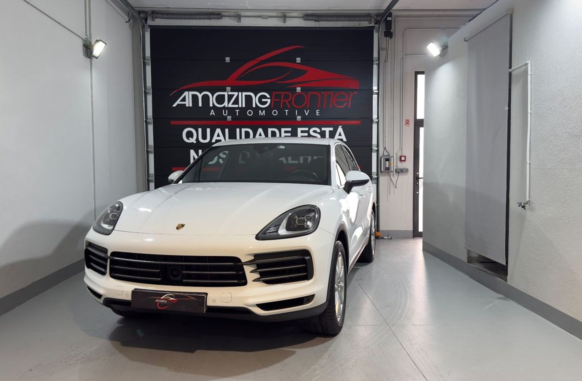 PORSCHE Cayenne E-Hybrid