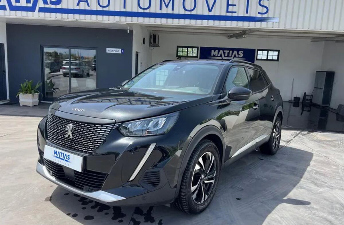PEUGEOT 2008 1.2 PureTech Allure