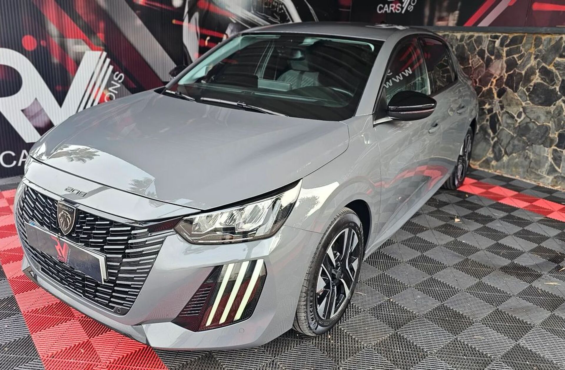 PEUGEOT 208 1.2 Hybrid Allure e-DCS6