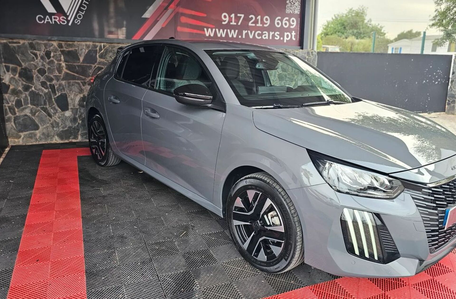 PEUGEOT 208 1.2 Hybrid Allure e-DCS6