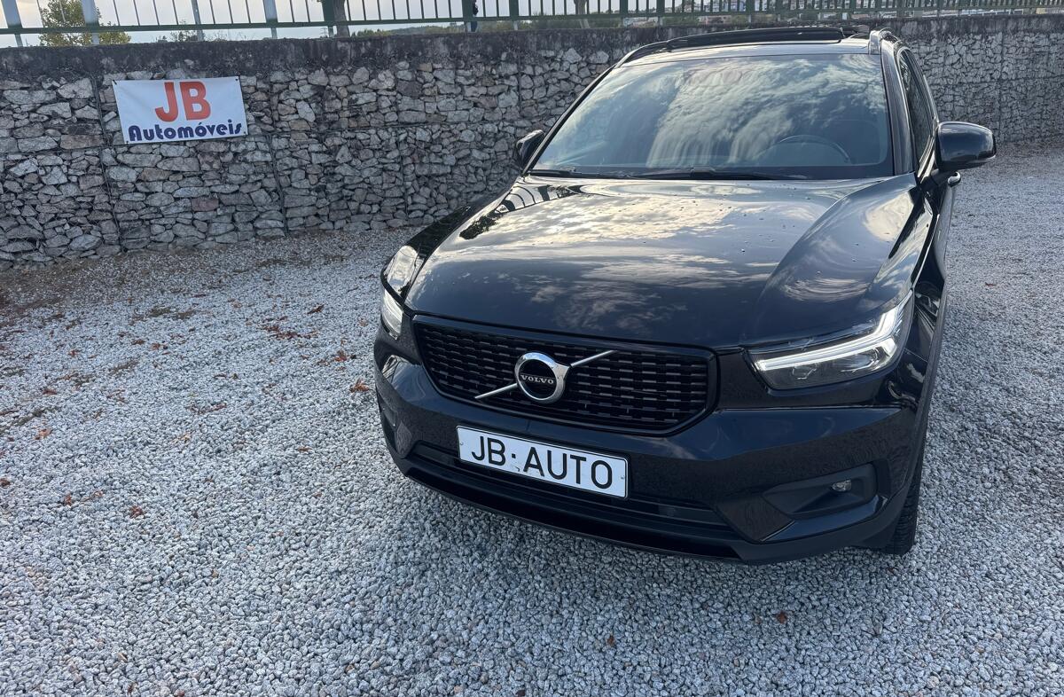VOLVO XC40 1.5 T5 PHEV R-Design