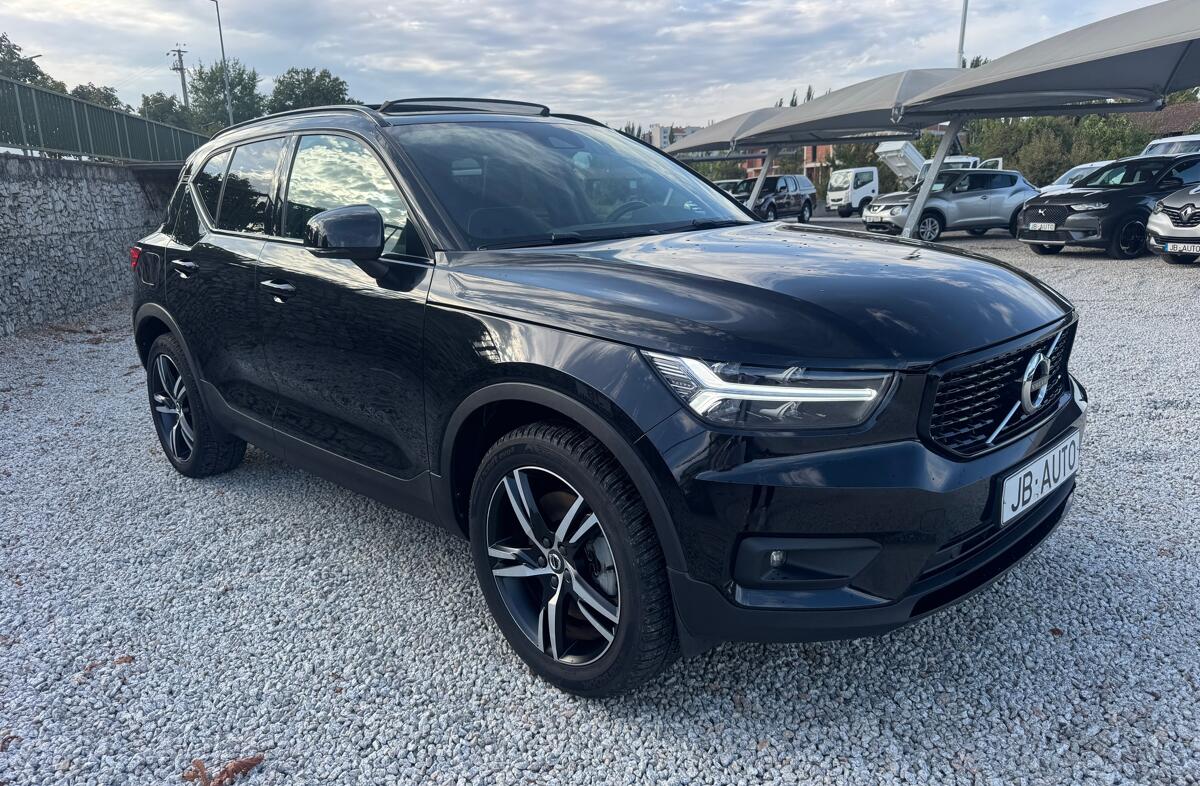 VOLVO XC40 1.5 T5 PHEV R-Design