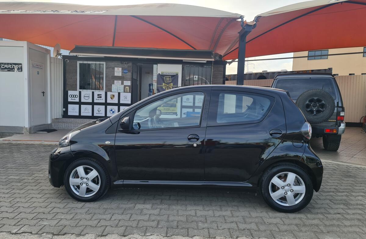 TOYOTA Aygo 1.0