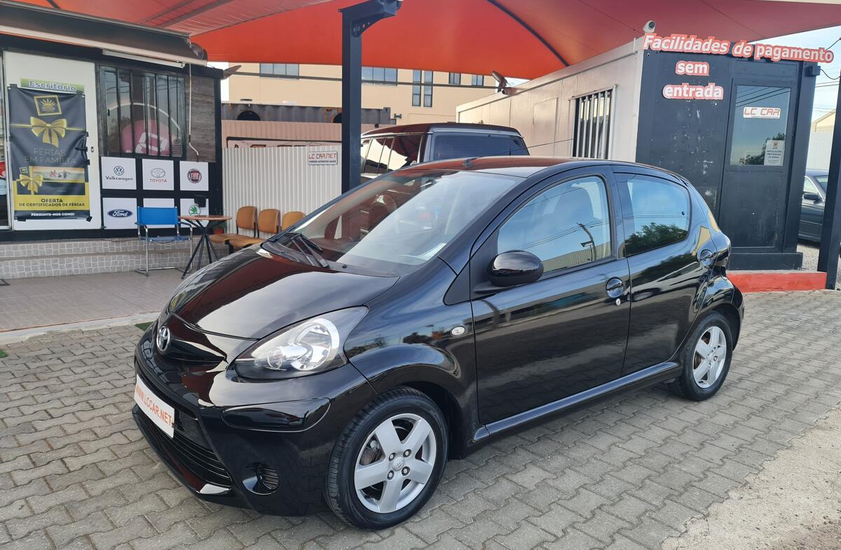 TOYOTA Aygo 1.0