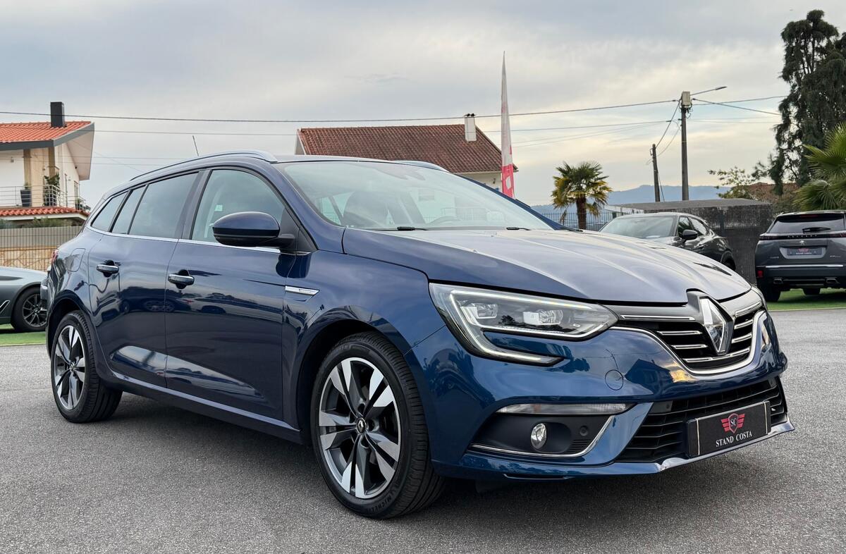 RENAULT Mégane 1.5 Blue dCi Intens EDC