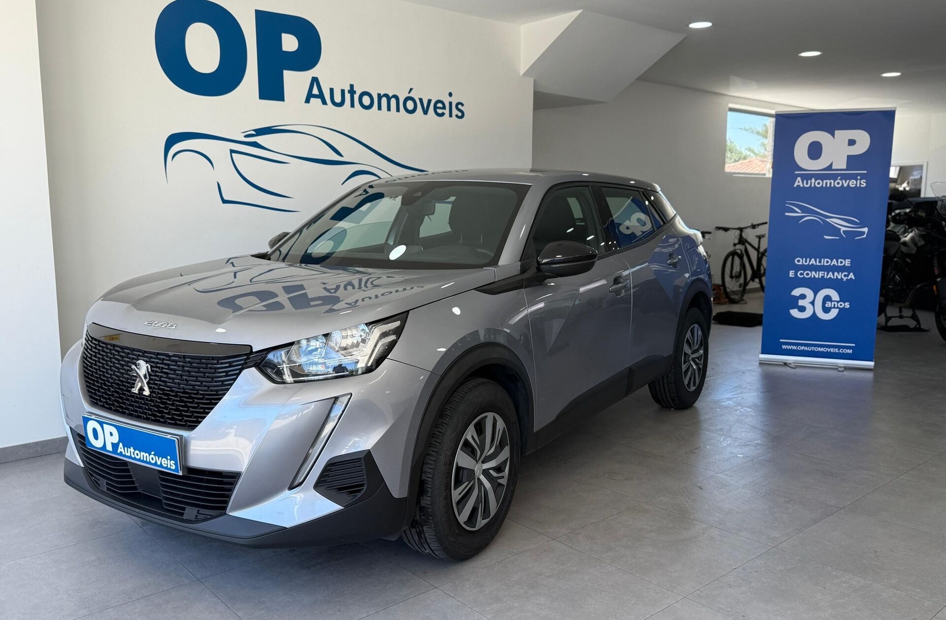 PEUGEOT 2008 1.2 PureTech Active