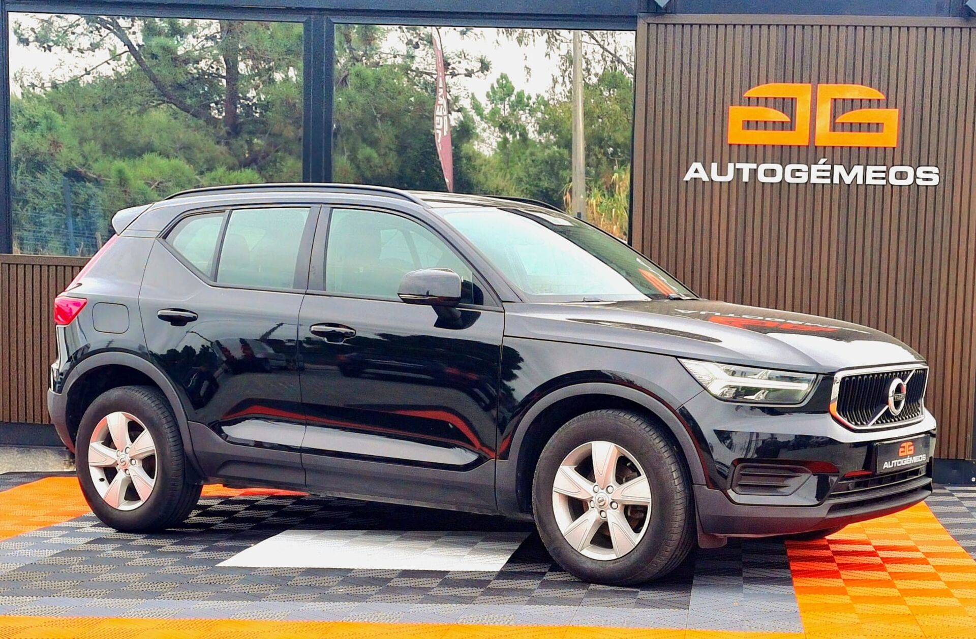 VOLVO XC40 2.0 D3 Momentum