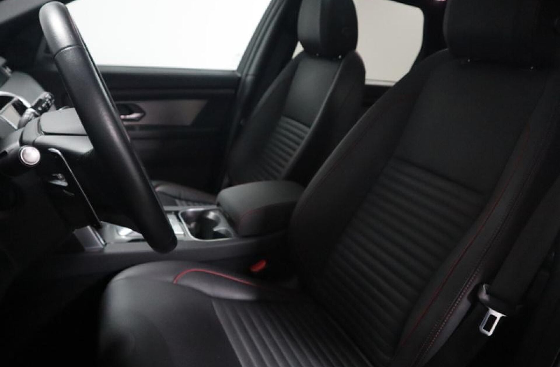 LAND ROVER Discovery S.1.5 I3 P300e AWD S