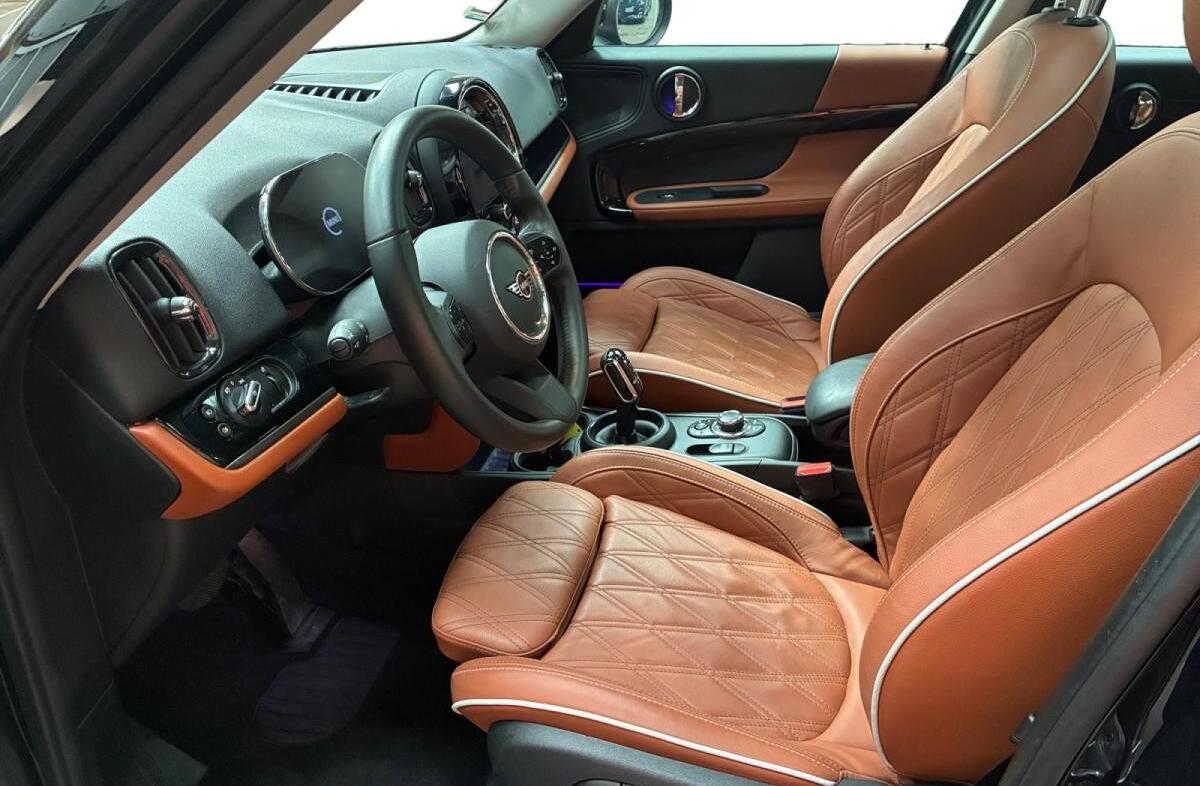 MINI Mini Countryman Mini Cooper Premium Untamed Edition Auto